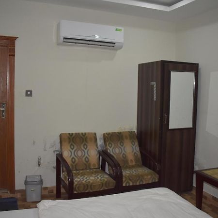 Hotel Kashmir Inn Rawalpindi Exterior photo